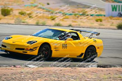 media/Oct-18-2025-Extreme Speed (Sat) [[d6d7e1fef1]]/Group 3 Purple/Session 2 (Turn 3)/